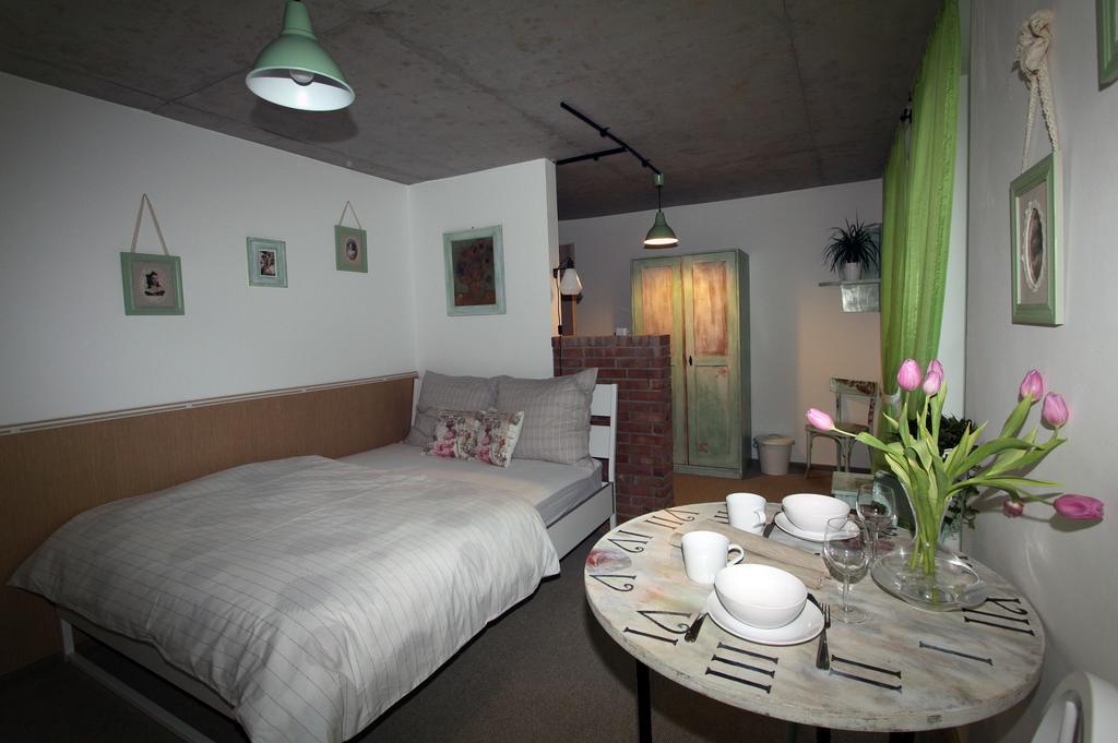 Apartmany U Basty Hlucin ภายนอก รูปภาพ