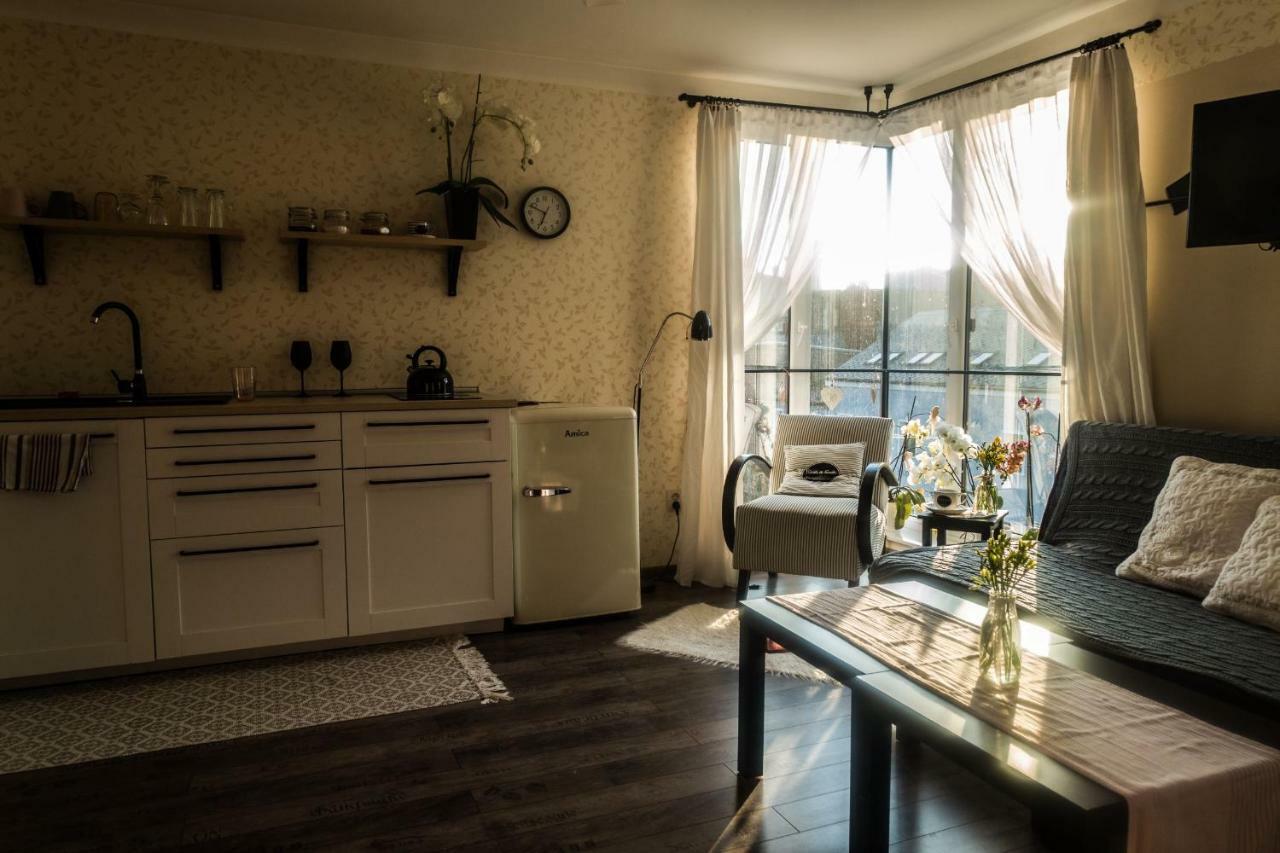 Apartmany U Basty Hlucin ภายนอก รูปภาพ